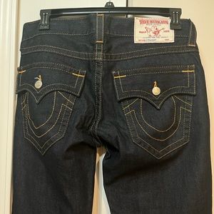NEW WITHOUT TAGS TRUE RELIGION MENS JEANS